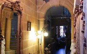 Nocturne Family House