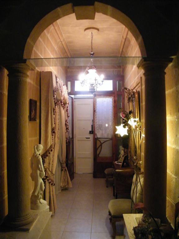 Apartamento Nocturne Family House Paola Exterior foto